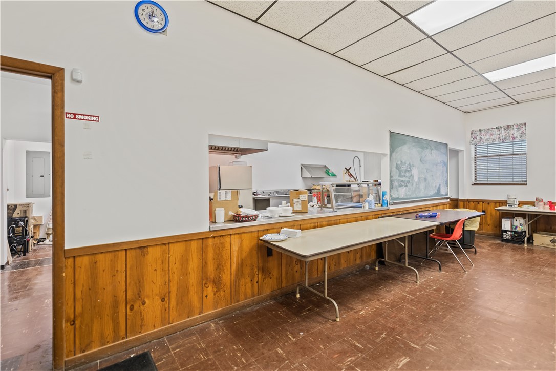 Cecil, Pennsylvania 15350, United States, ,Commercial,Active,29910