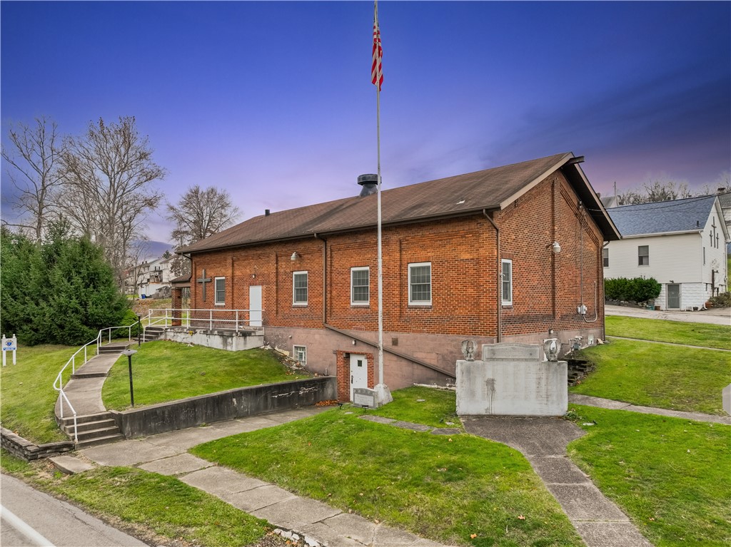 Cecil, Pennsylvania 15350, United States, ,Commercial,Active,29910