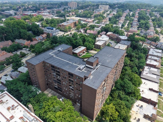 5600 MUNHALL RD APT 302, PITTSBURGH, PA 15217 - Image fe1b978737ff7adefccb5cd3789df87e/1575610237