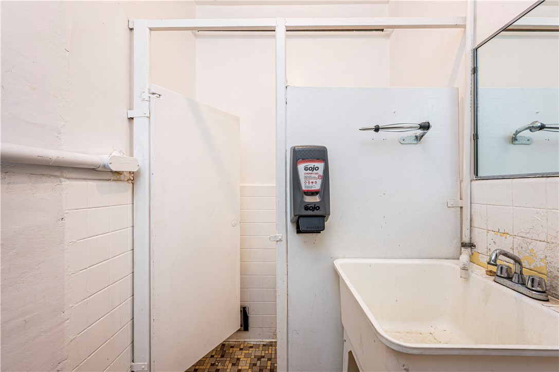 Jeannette, Pennsylvania 15644, United States, ,Commercial,Active,234199