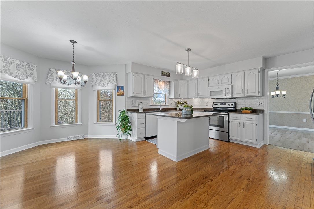 2481 Dogwood Dr