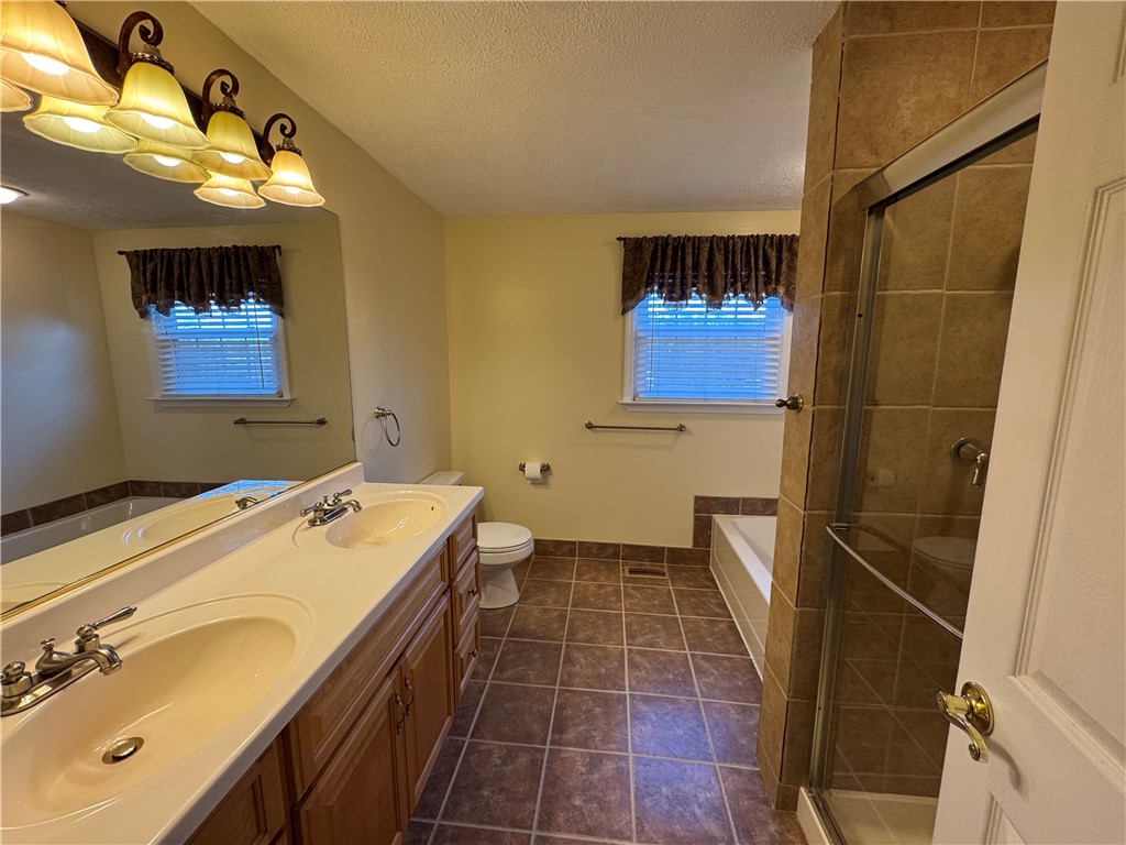 353 Willow Hedge Dr Dr, Monroeville, Pennsylvania image 31