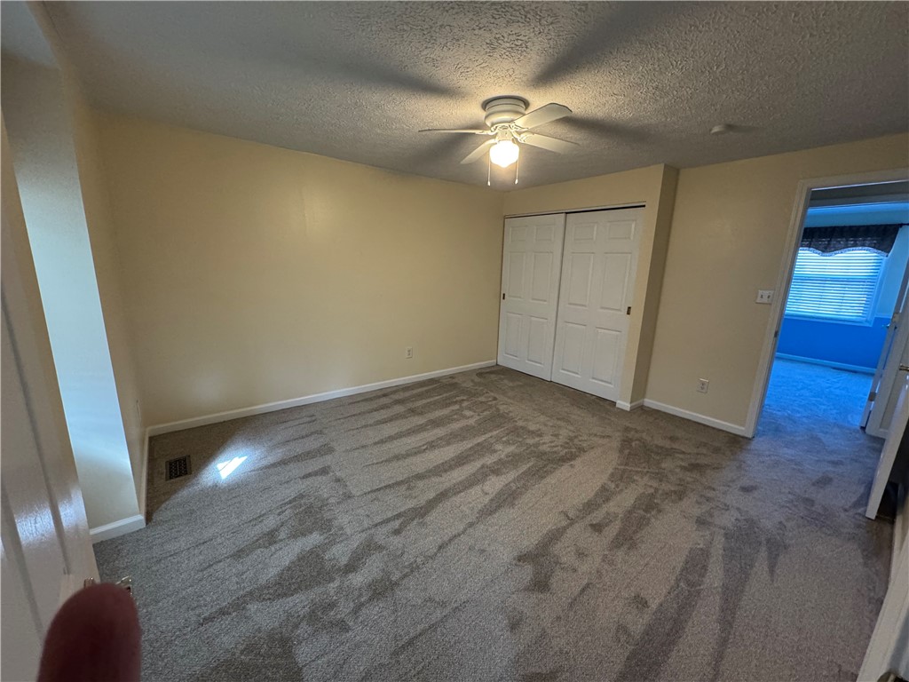 353 Willow Hedge Dr Dr, Monroeville, Pennsylvania image 27