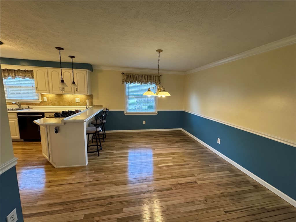 353 Willow Hedge Dr Dr, Monroeville, Pennsylvania image 3