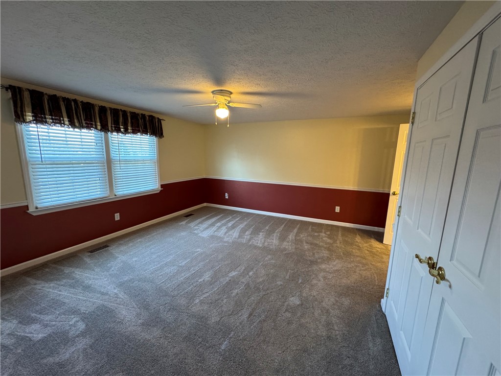 353 Willow Hedge Dr Dr, Monroeville, Pennsylvania image 21