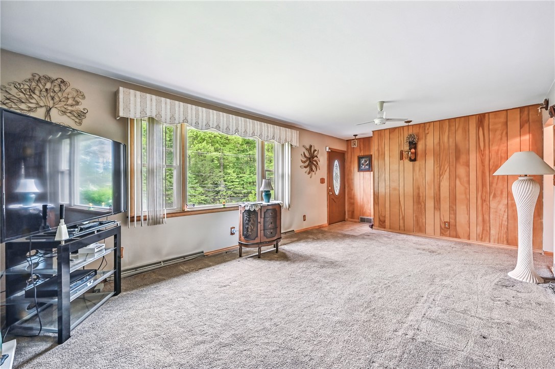 50 Davis Dr. Dr, Sharpsville, Pennsylvania image 3