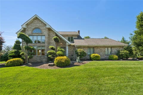 Homes For Sale - 53 Hobbitt Lane Ln<br/> Finleyville, PA 15332