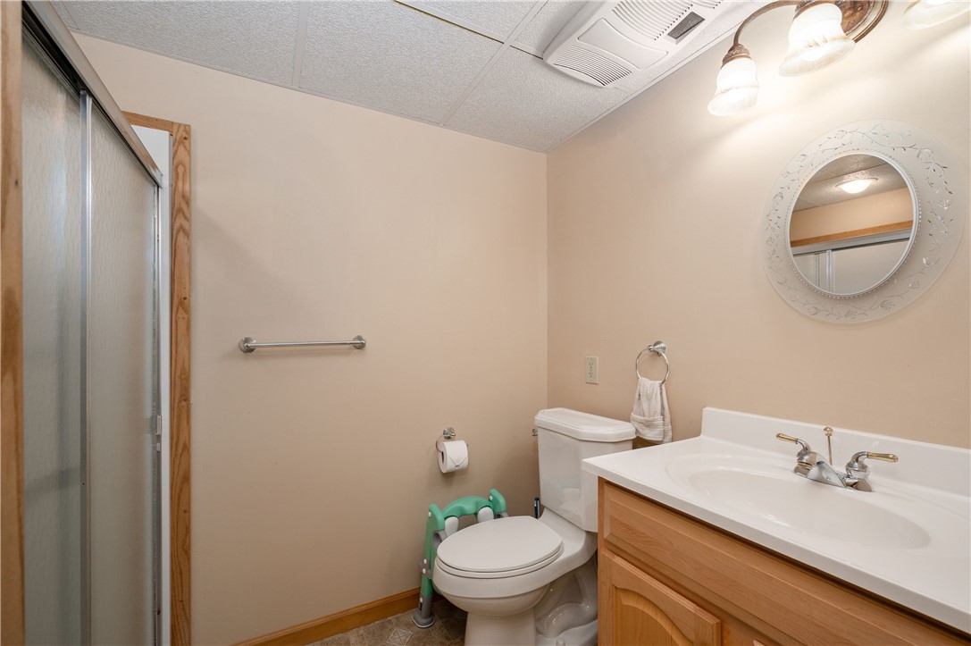 Connoquenessing Twp, Pennsylvania 16053, United States, 4 Bedrooms Bedrooms, ,4 BathroomsBathrooms,Residential,Active,148668