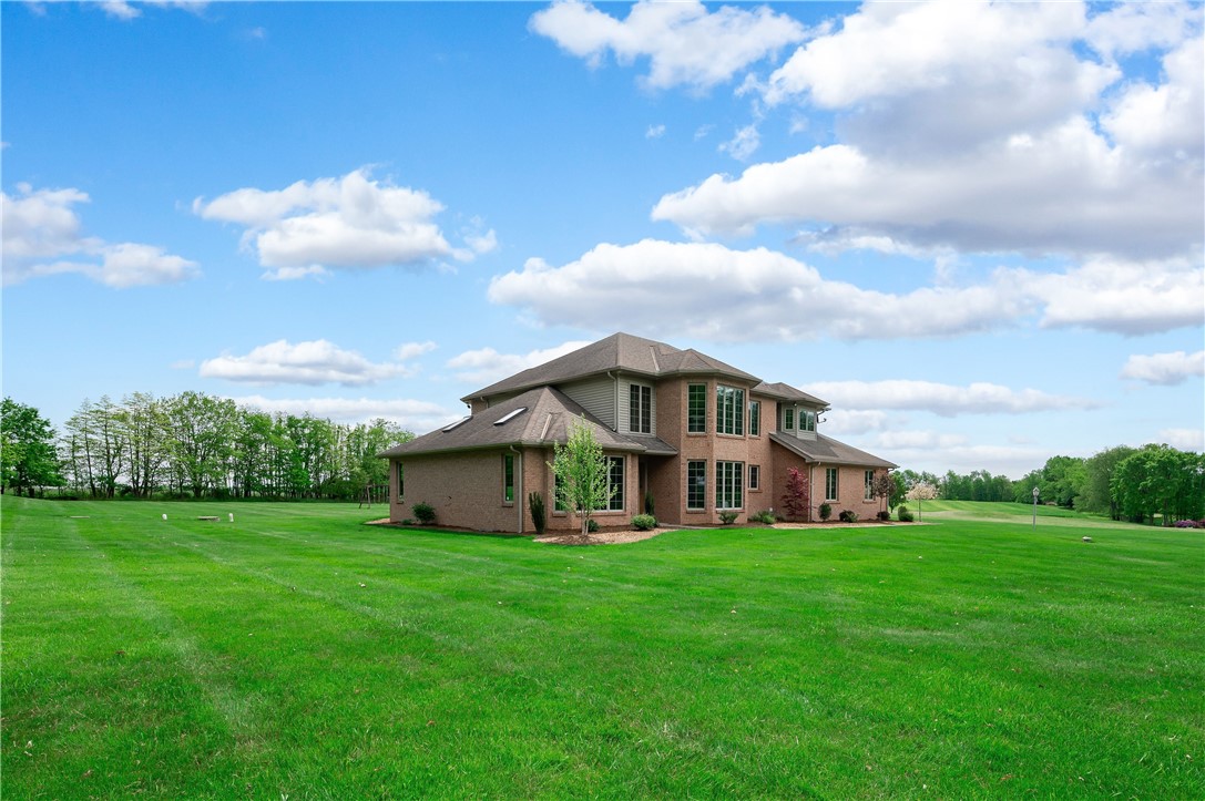 Connoquenessing Twp, Pennsylvania 16053, United States, 4 Bedrooms Bedrooms, ,4 BathroomsBathrooms,Residential,Active,148668