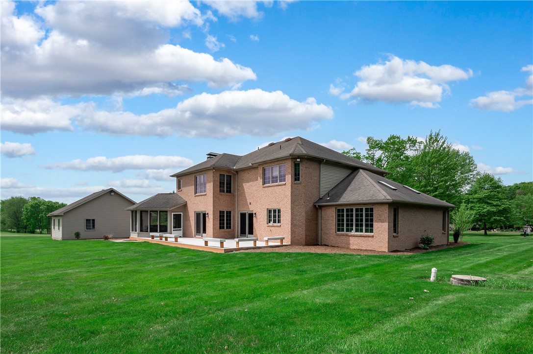 Connoquenessing Twp, Pennsylvania 16053, United States, 4 Bedrooms Bedrooms, ,4 BathroomsBathrooms,Residential,Active,148668