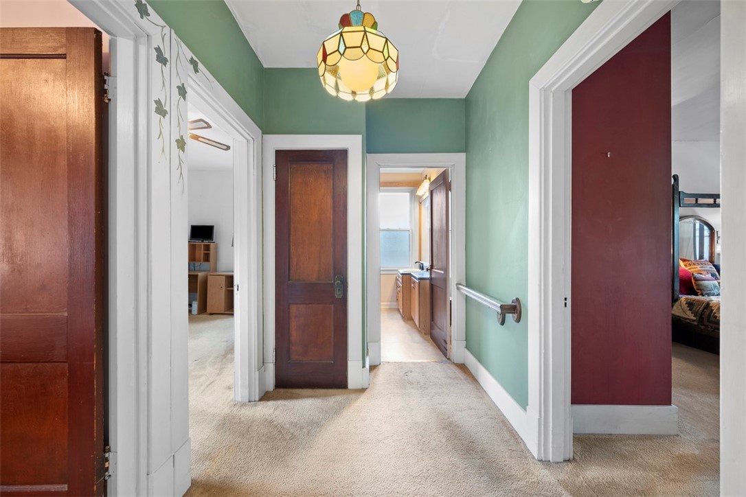 Forest Hills Boro, Pennsylvania 15221, United States, 3 Bedrooms Bedrooms, ,3 BathroomsBathrooms,Residential,Contingent,122354