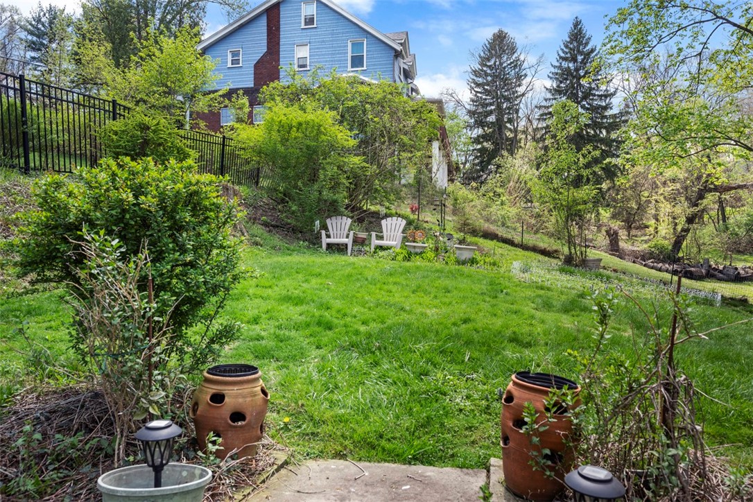 Forest Hills Boro, Pennsylvania 15221, United States, 3 Bedrooms Bedrooms, ,3 BathroomsBathrooms,Residential,Contingent,122354