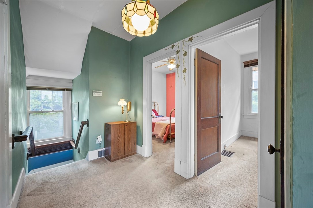 Forest Hills Boro, Pennsylvania 15221, United States, 3 Bedrooms Bedrooms, ,3 BathroomsBathrooms,Residential,Contingent,122354