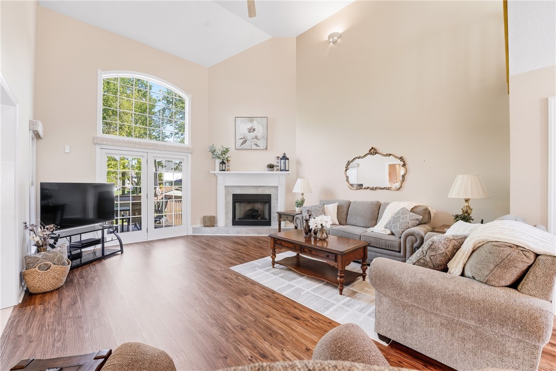 2431 Woodland Hills Dr