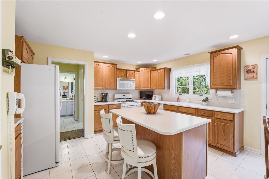 2431 Woodland Hills Dr