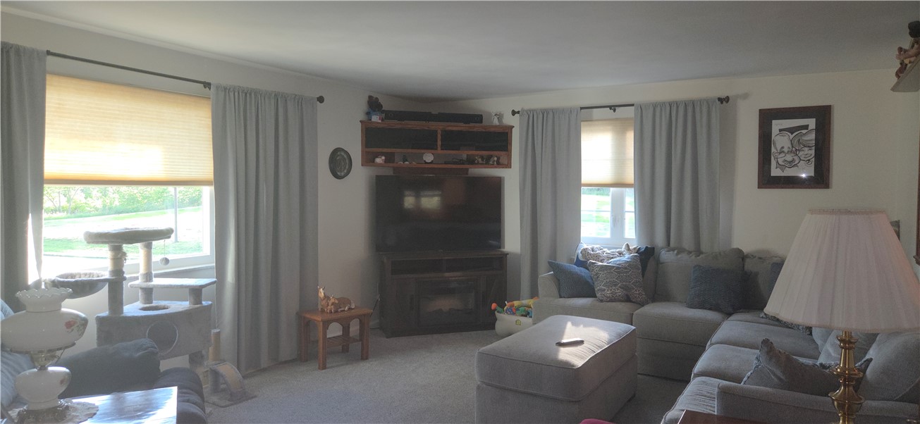 Burgettstown, Pennsylvania 15021, United States, 3 Bedrooms Bedrooms, ,3 BathroomsBathrooms,Residential,Active,187810