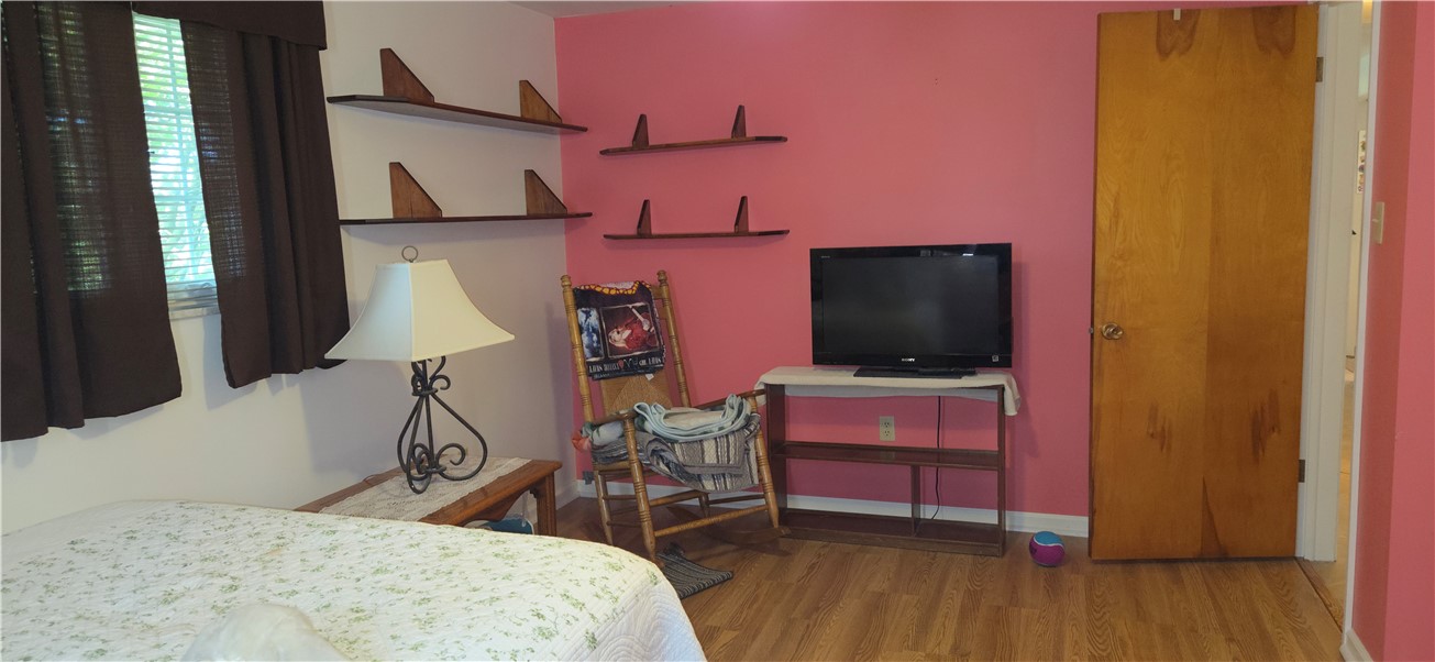 Burgettstown, Pennsylvania 15021, United States, 3 Bedrooms Bedrooms, ,3 BathroomsBathrooms,Residential,Active,187810