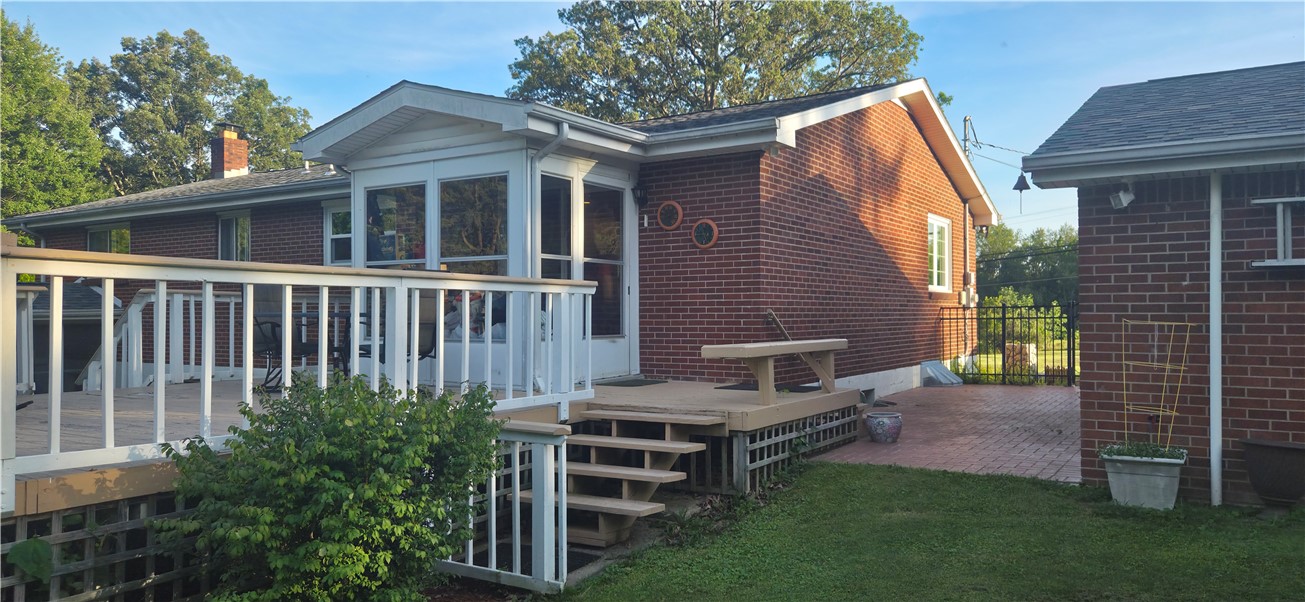 Burgettstown, Pennsylvania 15021, United States, 3 Bedrooms Bedrooms, ,3 BathroomsBathrooms,Residential,Active,187810