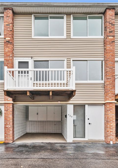 Photo of 405 Highland Pines Ct, Pittsburgh, PA 15237 (MLS # 1751785)