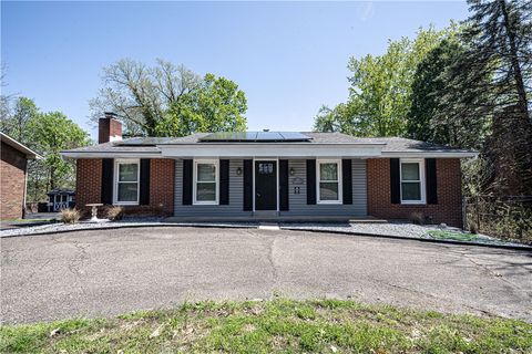 215 Wyngate Road Moon/Crescent Twp PA 15108