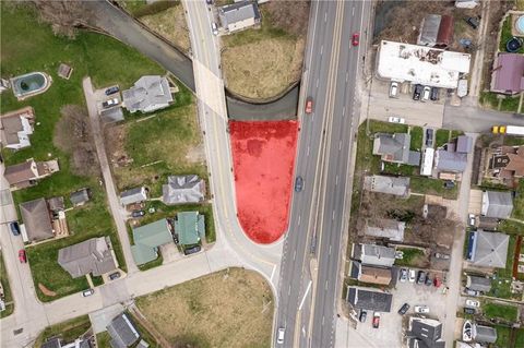 Photo of 1808 Franklin St, Greensburg, PA 15601 (MLS # 1745905)