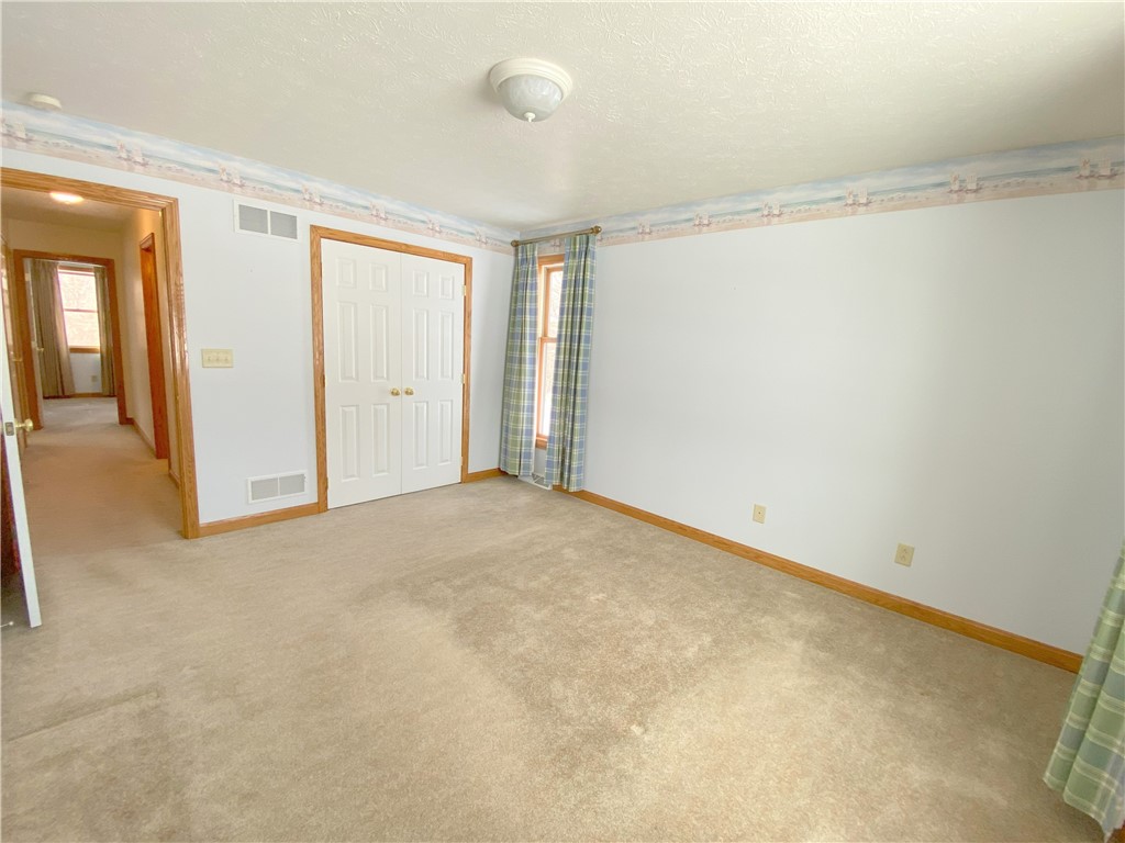 Slippery Rock Twp - But, Pennsylvania 16057, United States, 3 Bedrooms Bedrooms, ,2 BathroomsBathrooms,Residential,Contingent,1450