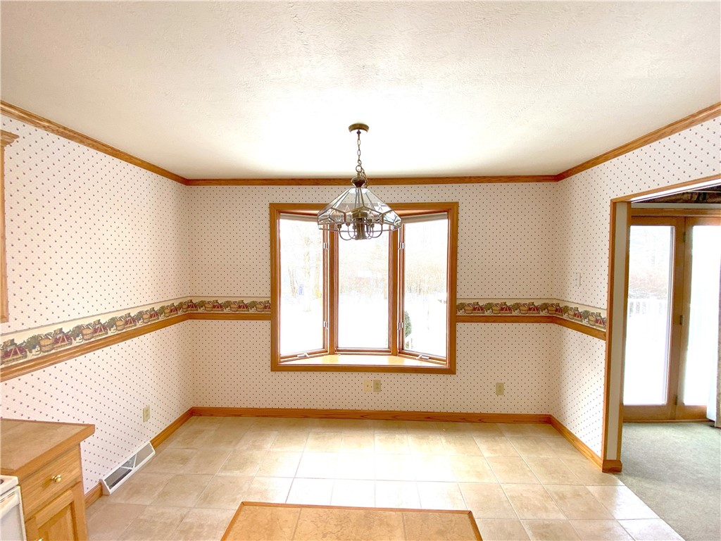 Slippery Rock Twp - But, Pennsylvania 16057, United States, 3 Bedrooms Bedrooms, ,2 BathroomsBathrooms,Residential,Contingent,1450