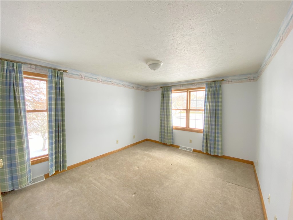 Slippery Rock Twp - But, Pennsylvania 16057, United States, 3 Bedrooms Bedrooms, ,2 BathroomsBathrooms,Residential,Contingent,1450