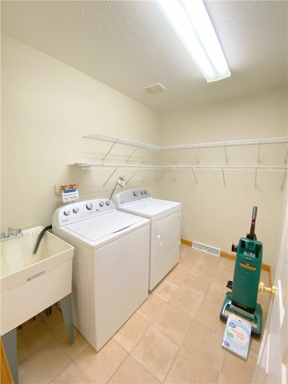 Slippery Rock Twp - But, Pennsylvania 16057, United States, 3 Bedrooms Bedrooms, ,2 BathroomsBathrooms,Residential,Contingent,1450