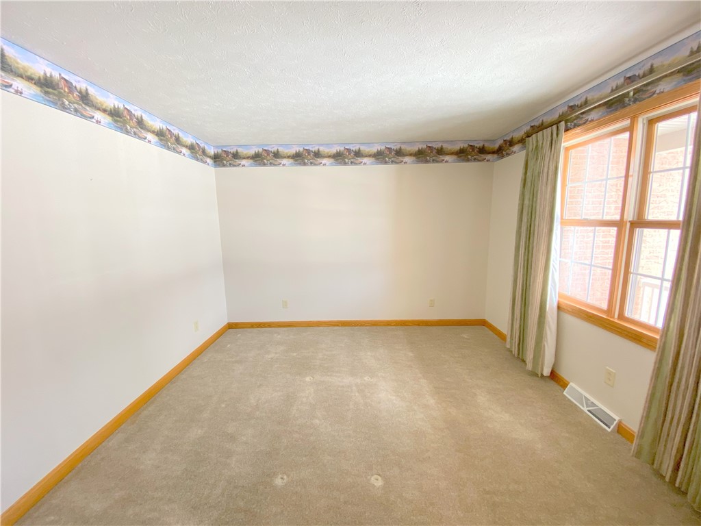 Slippery Rock Twp - But, Pennsylvania 16057, United States, 3 Bedrooms Bedrooms, ,2 BathroomsBathrooms,Residential,Contingent,1450