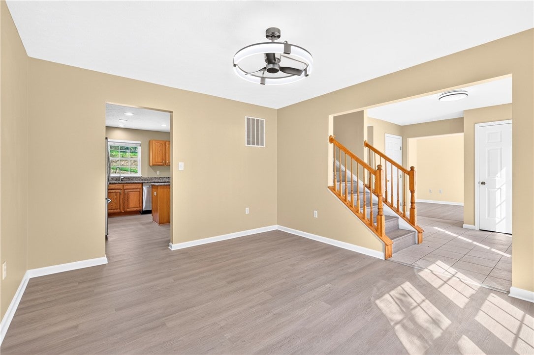 1811 Pioneer Dr