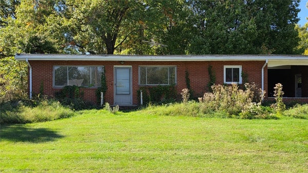 570 NEVILLE RD, BEAVER, PA 15009 - Image febfb3bbcce50989c56a0d7a2cea818a/951322369