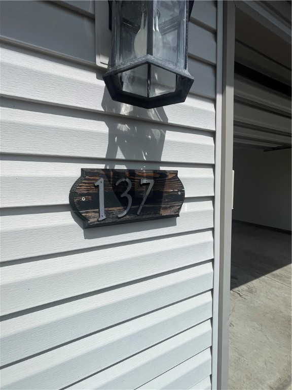 137 Arlington Dr 137