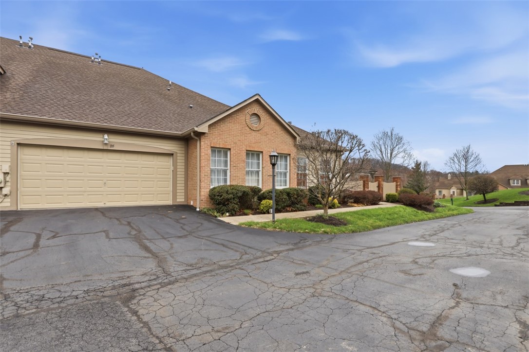 135 Linden Ct