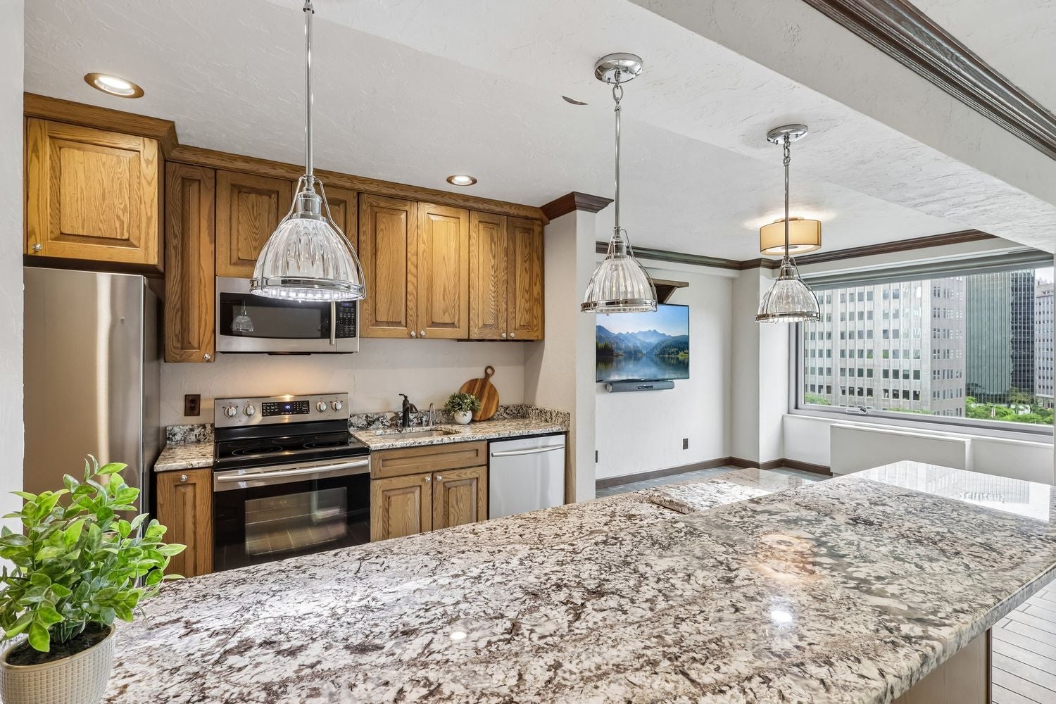 320 Fort Duquesne Boulevard 9N