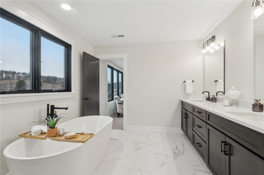 Marshall, Pennsylvania 15005, United States, 5 Bedrooms Bedrooms, ,6 BathroomsBathrooms,Residential,Active,79680