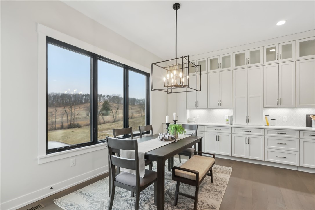 115 Amaryllis Lane