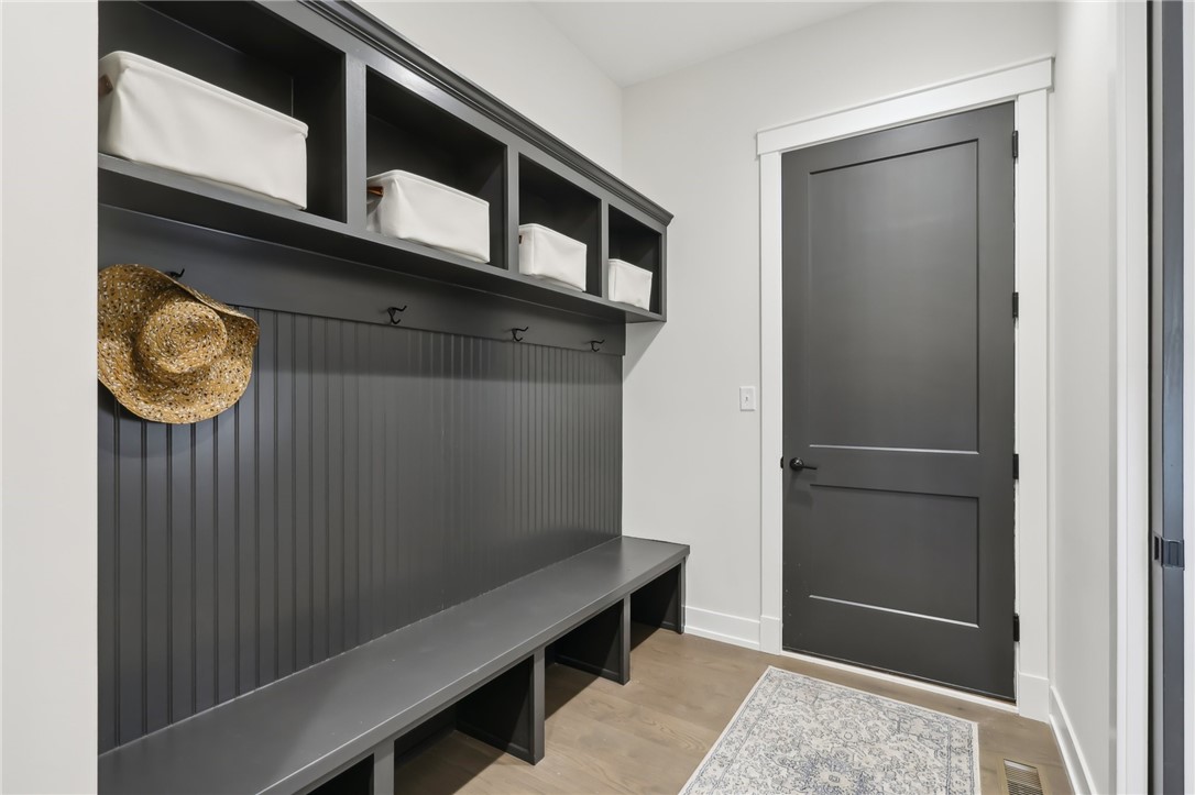 Marshall, Pennsylvania 15005, United States, 5 Bedrooms Bedrooms, ,6 BathroomsBathrooms,Residential,Active,79680