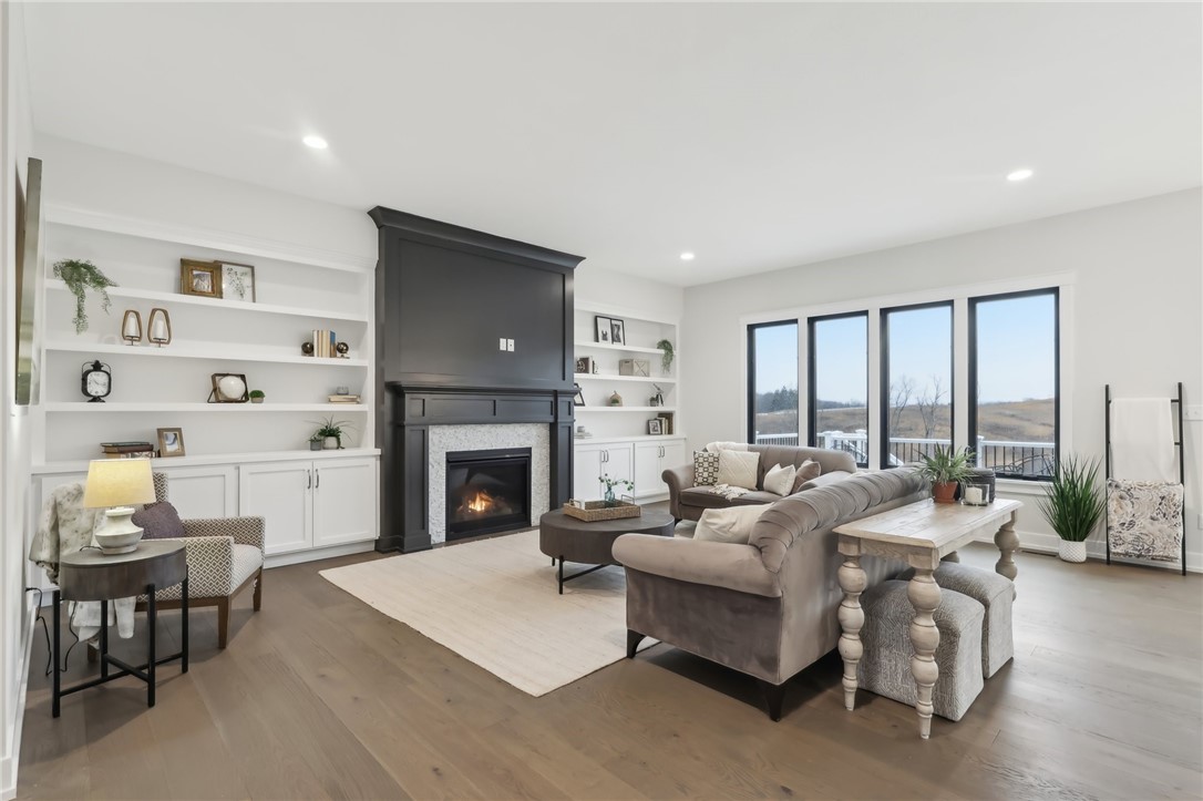 115 Amaryllis Lane