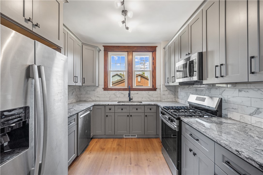 321 State St St, Baden, Pennsylvania image 9