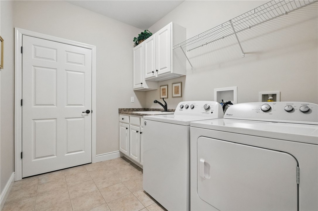 Adams Twp, Pennsylvania 16046, United States, 3 Bedrooms Bedrooms, ,2 BathroomsBathrooms,Residential,Pending,130441