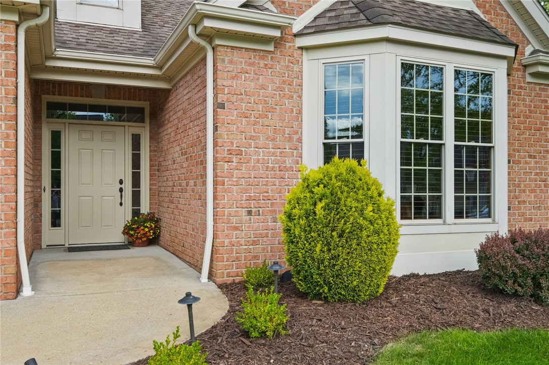 Adams Twp, Pennsylvania 16046, United States, 3 Bedrooms Bedrooms, ,2 BathroomsBathrooms,Residential,Pending,130441