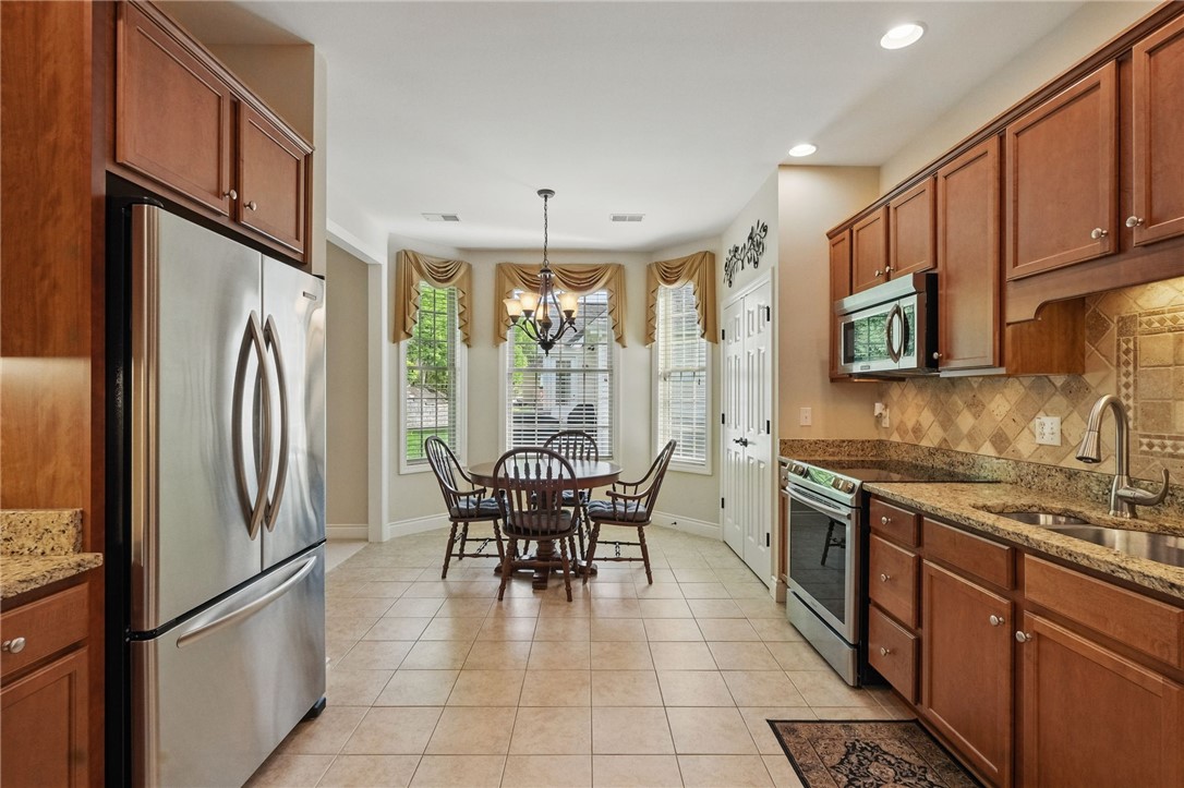 Adams Twp, Pennsylvania 16046, United States, 3 Bedrooms Bedrooms, ,2 BathroomsBathrooms,Residential,Pending,130441