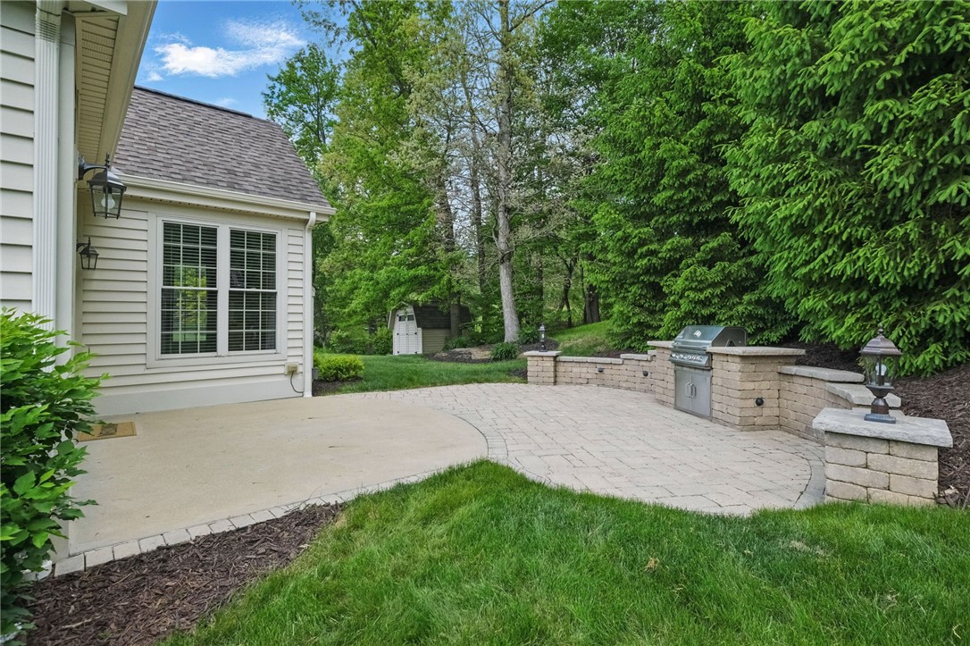 Adams Twp, Pennsylvania 16046, United States, 3 Bedrooms Bedrooms, ,2 BathroomsBathrooms,Residential,Pending,130441