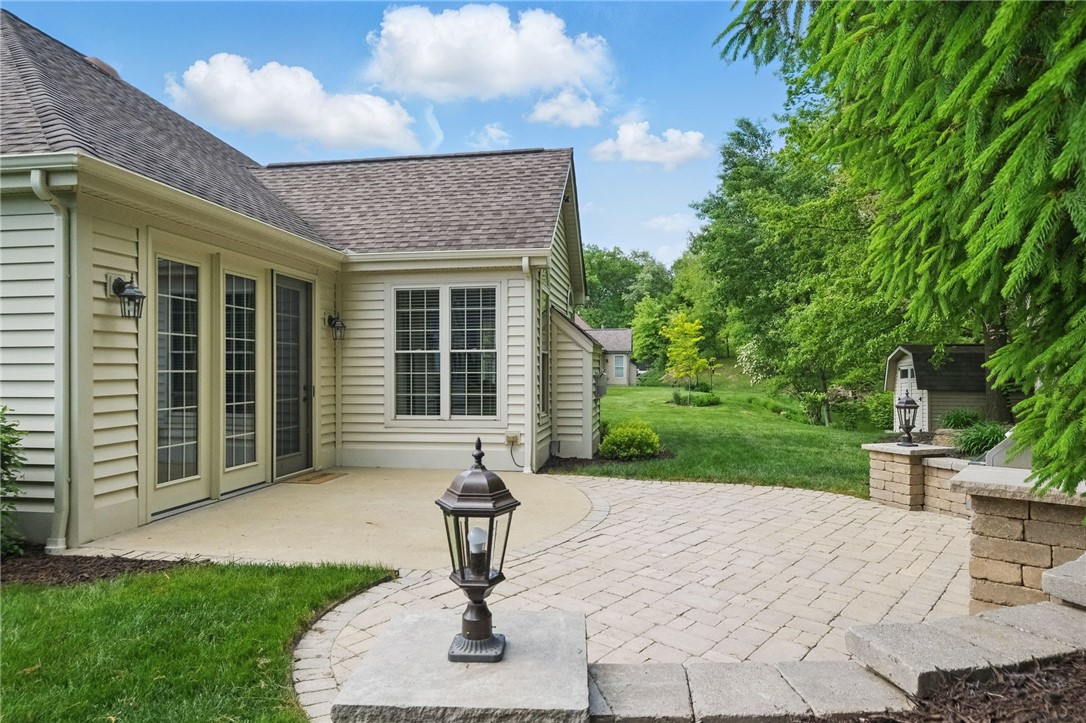 Adams Twp, Pennsylvania 16046, United States, 3 Bedrooms Bedrooms, ,2 BathroomsBathrooms,Residential,Pending,130441