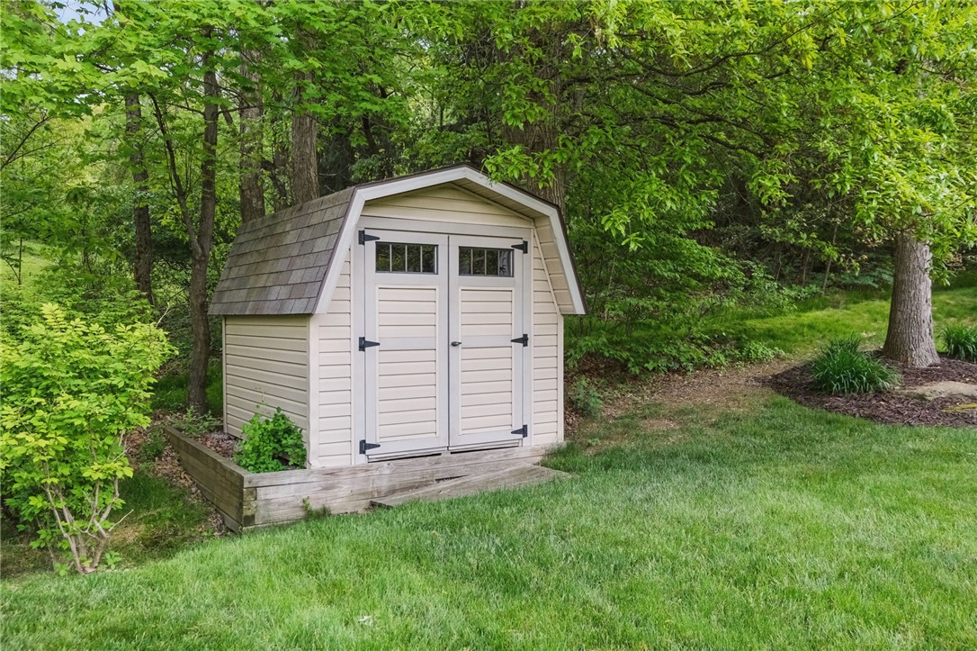 Adams Twp, Pennsylvania 16046, United States, 3 Bedrooms Bedrooms, ,2 BathroomsBathrooms,Residential,Pending,130441