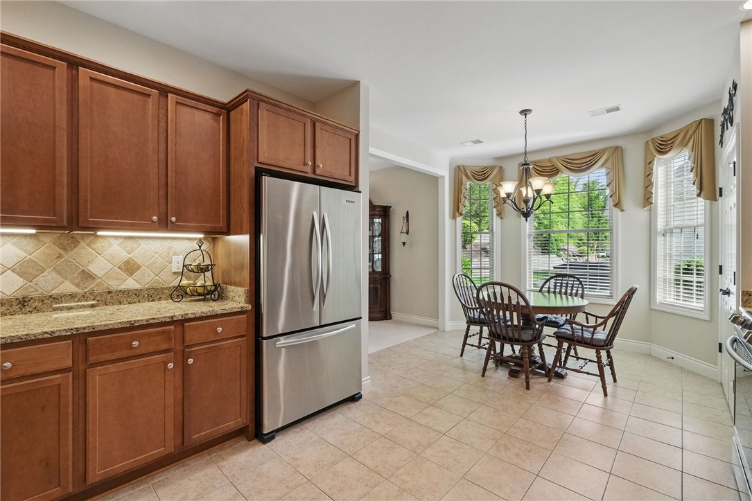 Adams Twp, Pennsylvania 16046, United States, 3 Bedrooms Bedrooms, ,2 BathroomsBathrooms,Residential,Pending,130441