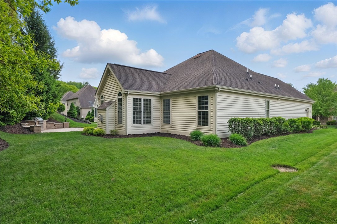 Adams Twp, Pennsylvania 16046, United States, 3 Bedrooms Bedrooms, ,2 BathroomsBathrooms,Residential,Pending,130441