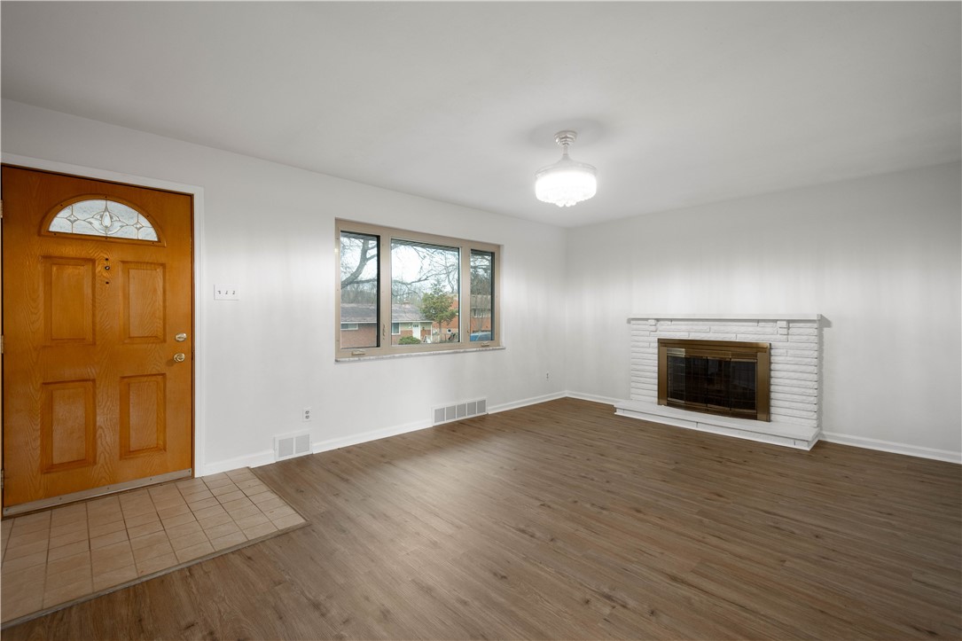 Baldwin Boro, Pennsylvania 15236, United States, 3 Bedrooms Bedrooms, ,2 BathroomsBathrooms,Residential,Active,256252