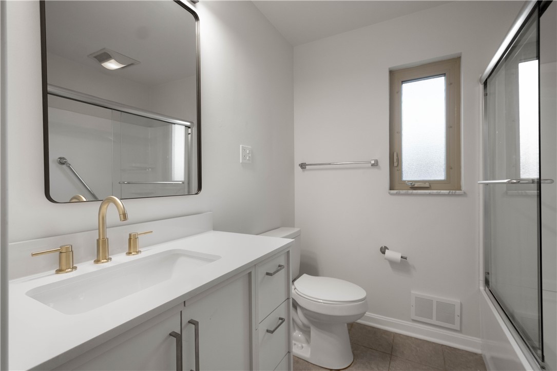 Baldwin Boro, Pennsylvania 15236, United States, 3 Bedrooms Bedrooms, ,2 BathroomsBathrooms,Residential,Active,256252